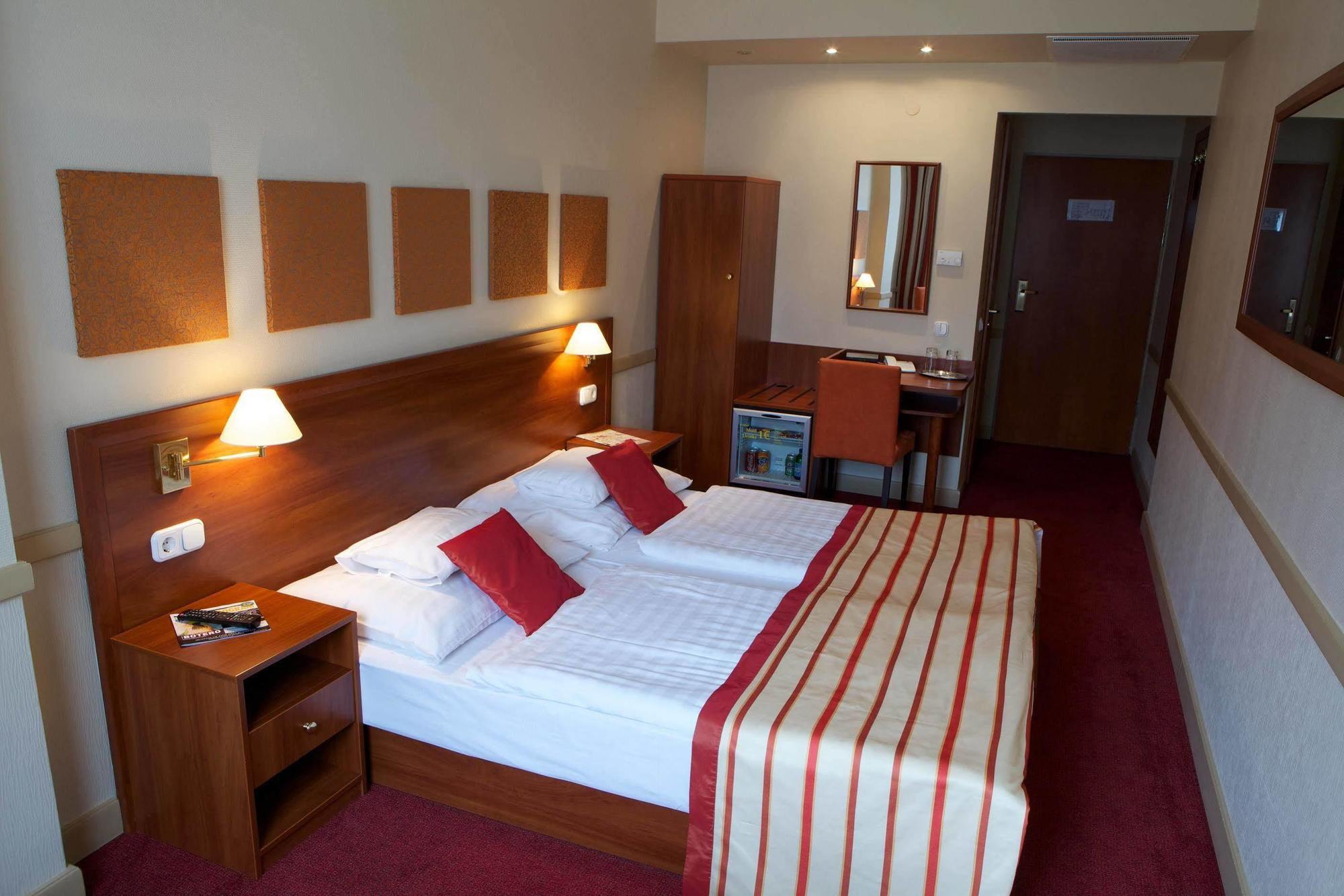 Hotel City Inn Budapest Room photo